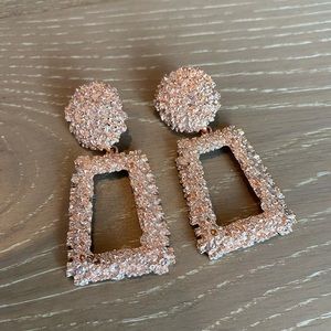 Good Hanging Earrings